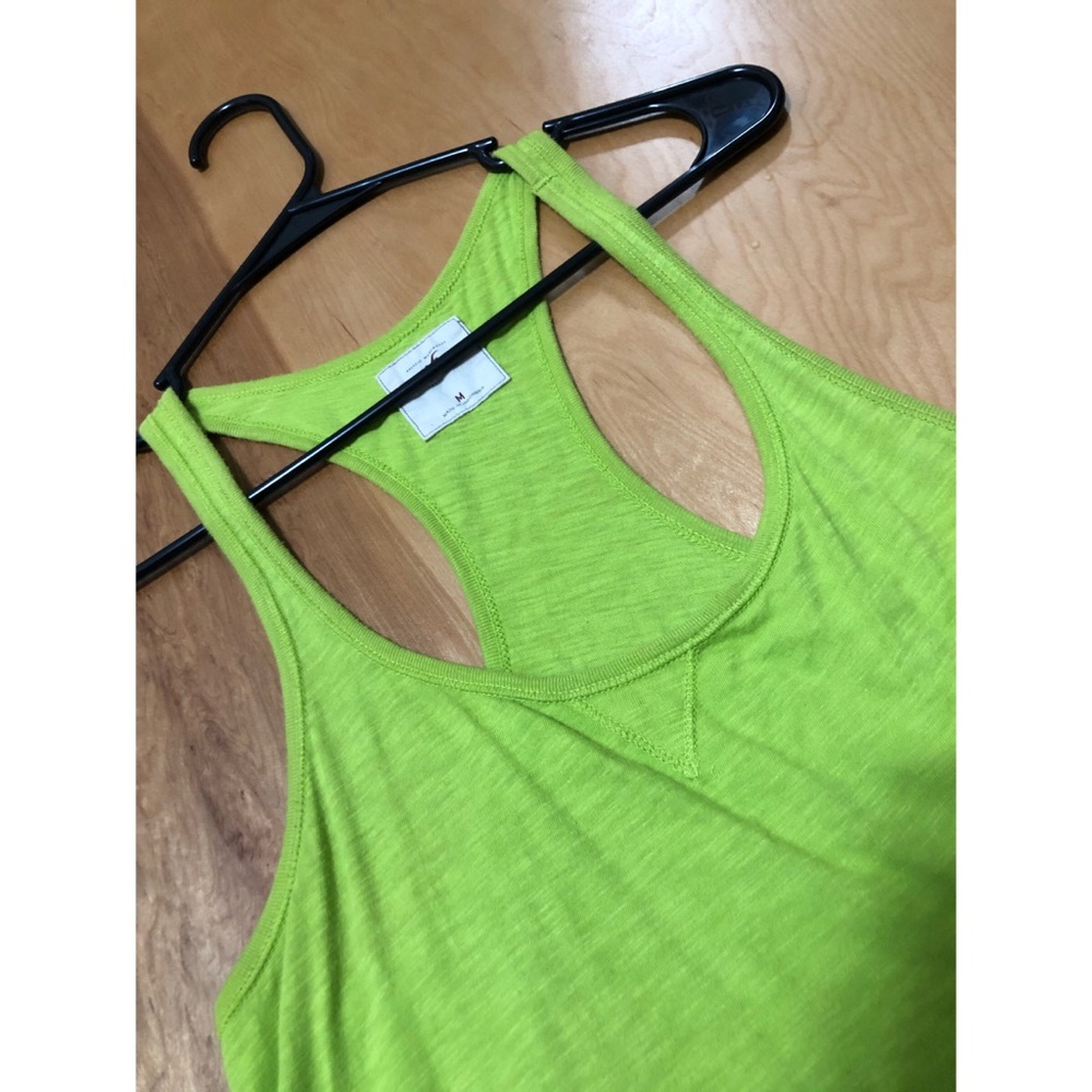 Hollister tank top - Picture 2 of 4